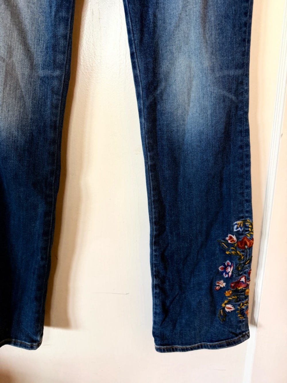 Driftwood Dark Blue Embroidered Floral Appliqué Jeans Denim Bootcut Flare - Picture 5 of 14